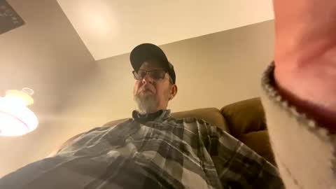 Snapshot of steel259373 chatting on 10/03/25, 04:20 steel259373 online show from 10/03/25, 04:20