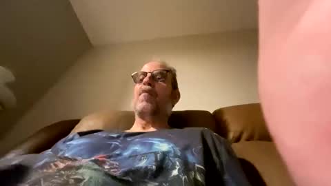 Snapshot of steel259373 chatting on 03/25/26, 05:24 steel259373 online show from 03/25/26, 05:24