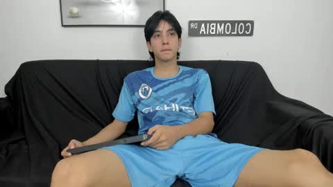 Snapshot of steerlingxvx chatting on 04/26/26, 12:14 Steerling online show from 04/26/26, 12:14