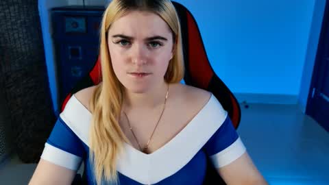 stef_nicks online show from 10/24/25, 06:54