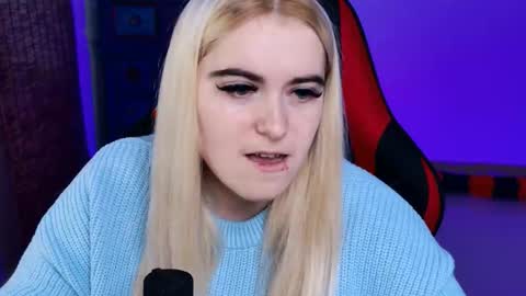 stef_nicks online show from 11/01/25, 09:11