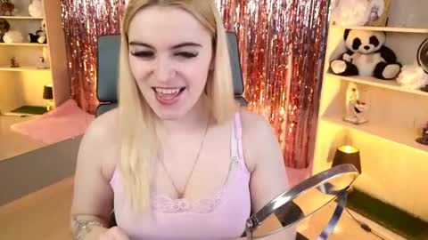 stef_nicks online show from 04/11/26, 09:02