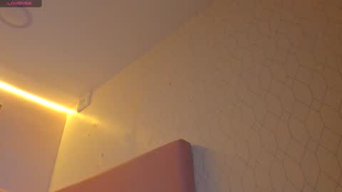 Stefa Gomez  online show from 01/10/25, 02:13