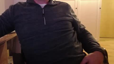 Snapshot of stefan2580 chatting on 12/04/24, 08:18 Stefan online show from 12/04/24, 08:18