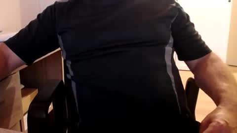 Snapshot of stefan2580 chatting on 09/22/25, 09:11 Stefan online show from 09/22/25, 09:11