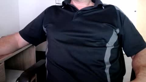 Snapshot of stefan2580 chatting on 12/05/25, 09:18 Stefan online show from 12/05/25, 09:18