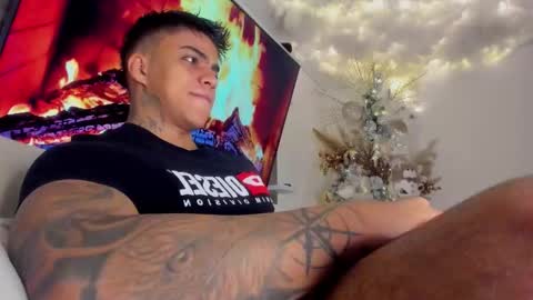 Snapshot of stefan_macallan chatting on 01/11/26, 03:44 Macallan online show from 01/11/26, 03:44