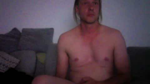 Snapshot of stefanausrosach chatting on 08/03/26, 06:11 stefanausrosach online show from 08/03/26, 06:11