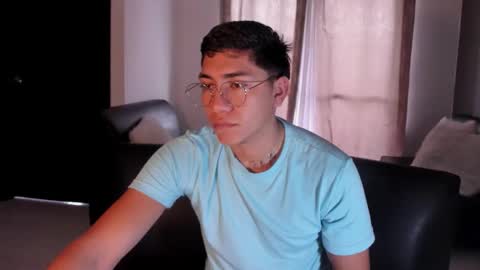 Snapshot of stefanford_ chatting on 11/30/25, 01:15 StefanFord online show from 11/30/25, 01:15