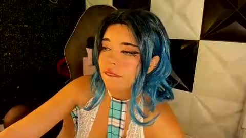 Snapshot of stefania_doll18 chatting on 07/22/26, 04:59 STEFANIA online show from 07/22/26, 04:59