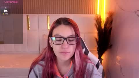 Stefania tp    730am - 1400 pm online show from 03/10/26, 12:43