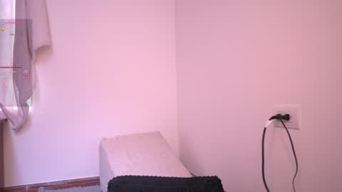 Stafania 3 online show from 01/05/25, 04:38