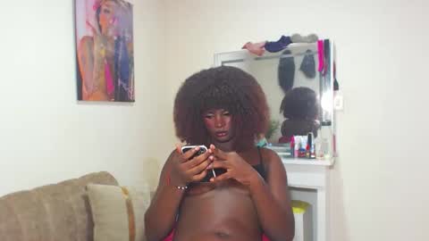 Snapshot of stefanny_2001 chatting on 05/05/26, 12:51 stefanny beautiful online show from 05/05/26, 12:51