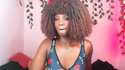Snapshot of stefanny_2001 chatting on 05/10/26, 03:55 stefanny beautiful online show from 05/10/26, 03:55