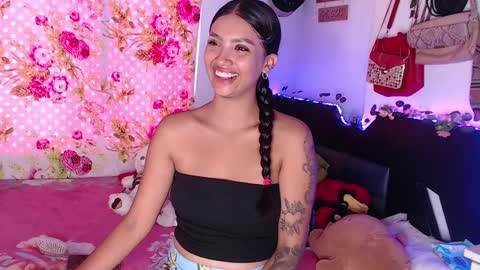Snapshot of stefanny_pllus chatting on 12/11/24, 09:12 Im MiaIts my first day here online show from 12/11/24, 09:12
