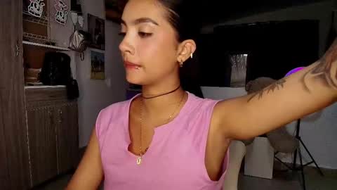 Snapshot of stefanny_pllus chatting on 09/13/25, 12:43 Im MiaIts my first day here online show from 09/13/25, 12:43