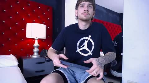S T E F A N O  online show from 06/05/26, 06:09