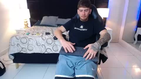 S T E F A N O  online show from 06/12/26, 04:55