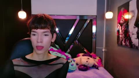 Snapshot of stefany_piink chatting on 06/05/26, 12:44 stefany piink online show from 06/05/26, 12:44