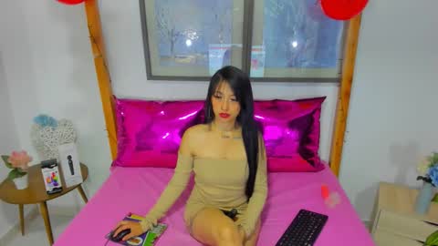 Snapshot of stefany_sweety chatting on 03/06/26, 02:52 --Estefay-- online show from 03/06/26, 02:52