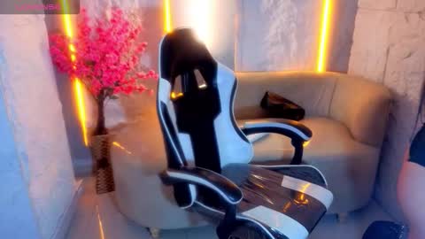 Snapshot of stefany_tx chatting on 03/11/26, 08:59 Online 800 to 1400 online show from 03/11/26, 08:59