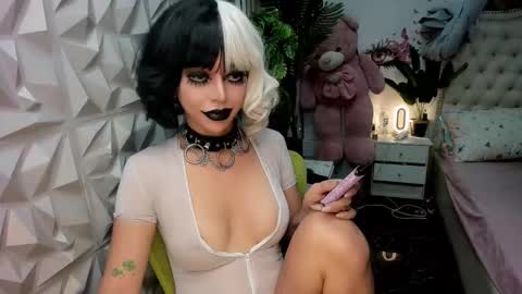 Jane online show from 11/19/25, 05:57