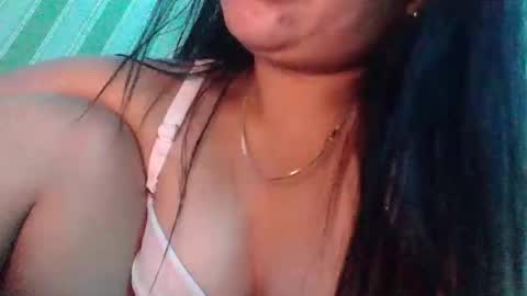 Snapshot of steffani_love chatting on 10/23/25, 02:22 steffani_love online show from 10/23/25, 02:22