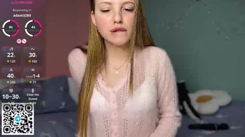 Snapshot of steffi_meoww chatting on 03/14/26, 04:45 STEFI Streams every day from 10 PM GTM1 online show from 03/14/26, 04:45