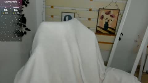 Snapshot of steffi_xo chatting on 02/09/26, 04:16 Steffi online show from 02/09/26, 04:16