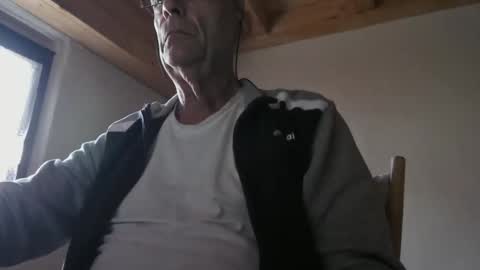 Snapshot of stefi444466 chatting on 04/26/26, 05:38 stefi444466 online show from 04/26/26, 05:38