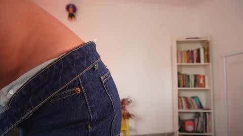 Stef online show from 10/10/25, 07:24