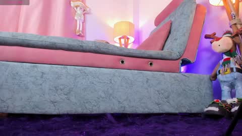 StefBri online show from 12/18/24, 03:55