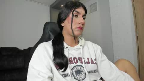 Snapshot of stefy_bratz chatting on 05/06/26, 04:19 Stefany Bratz online show from 05/06/26, 04:19