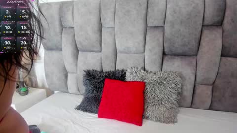 Snapshot of stefyrossy chatting on 02/18/26, 01:51 Stefy online show from 02/18/26, 01:51