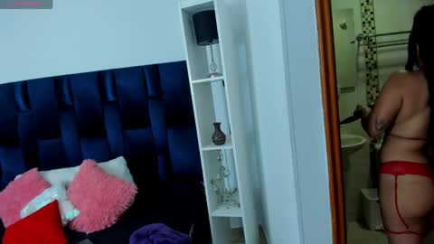 Snapshot of stefyrossy chatting on 04/30/26, 12:11 Stefy online show from 04/30/26, 12:11