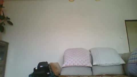 steki038434 online show from 12/15/24, 09:35