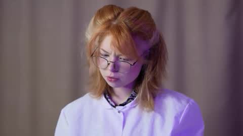 Stella online show from 09/17/25, 12:45