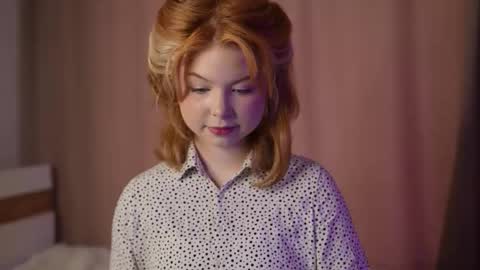 Stella online show from 09/20/25, 07:53