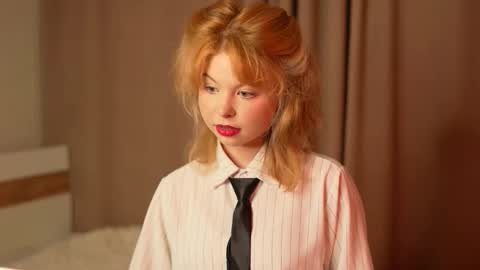 Stella online show from 09/26/25, 11:20