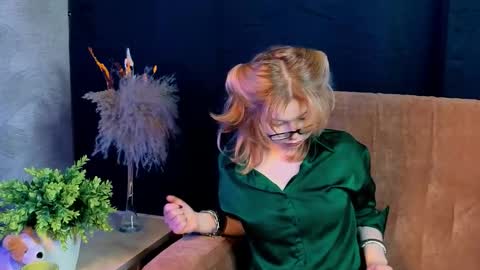 Stella online show from 02/09/26, 08:24