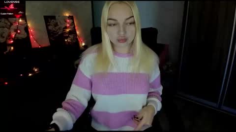 Stella  Cox online show from 10/30/25, 06:26