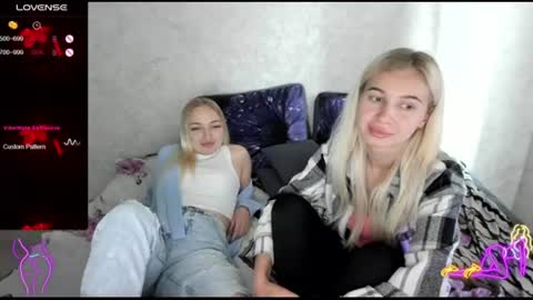 Snapshot of stella__cox chatting on 07/13/26, 03:59 Stella Cox online show from 07/13/26, 03:59
