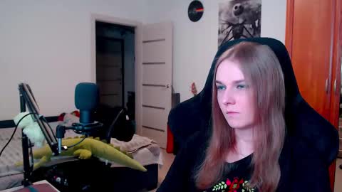 Diana online show from 02/24/25, 05:20