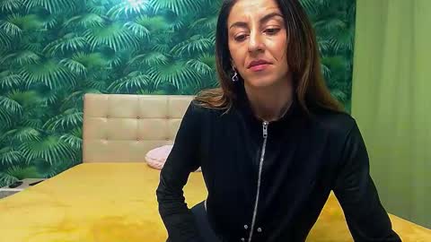 Stella John online show from 12/05/24, 08:00