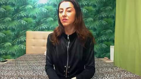 Stella John online show from 01/18/25, 03:31