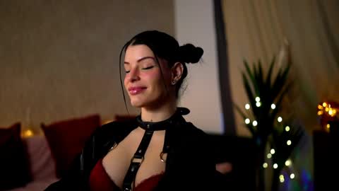 Stella online show from 01/28/25, 07:00