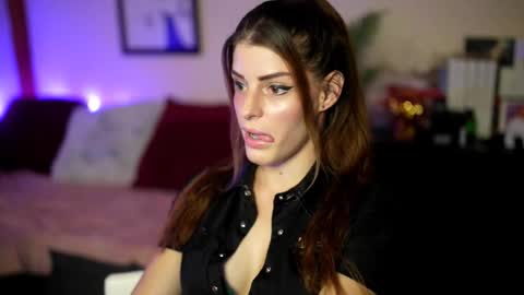 Stella online show from 09/22/25, 03:58