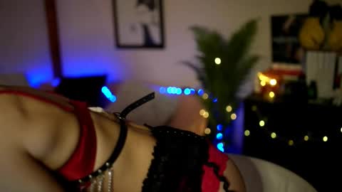 Stella online show from 12/02/25, 09:47