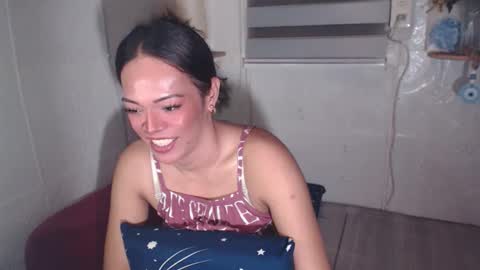 Snapshot of stellabronze chatting on 03/11/25, 09:04 stella online show from 03/11/25, 09:04