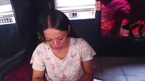 Snapshot of stellabronze chatting on 02/01/26, 02:21 stella online show from 02/01/26, 02:21